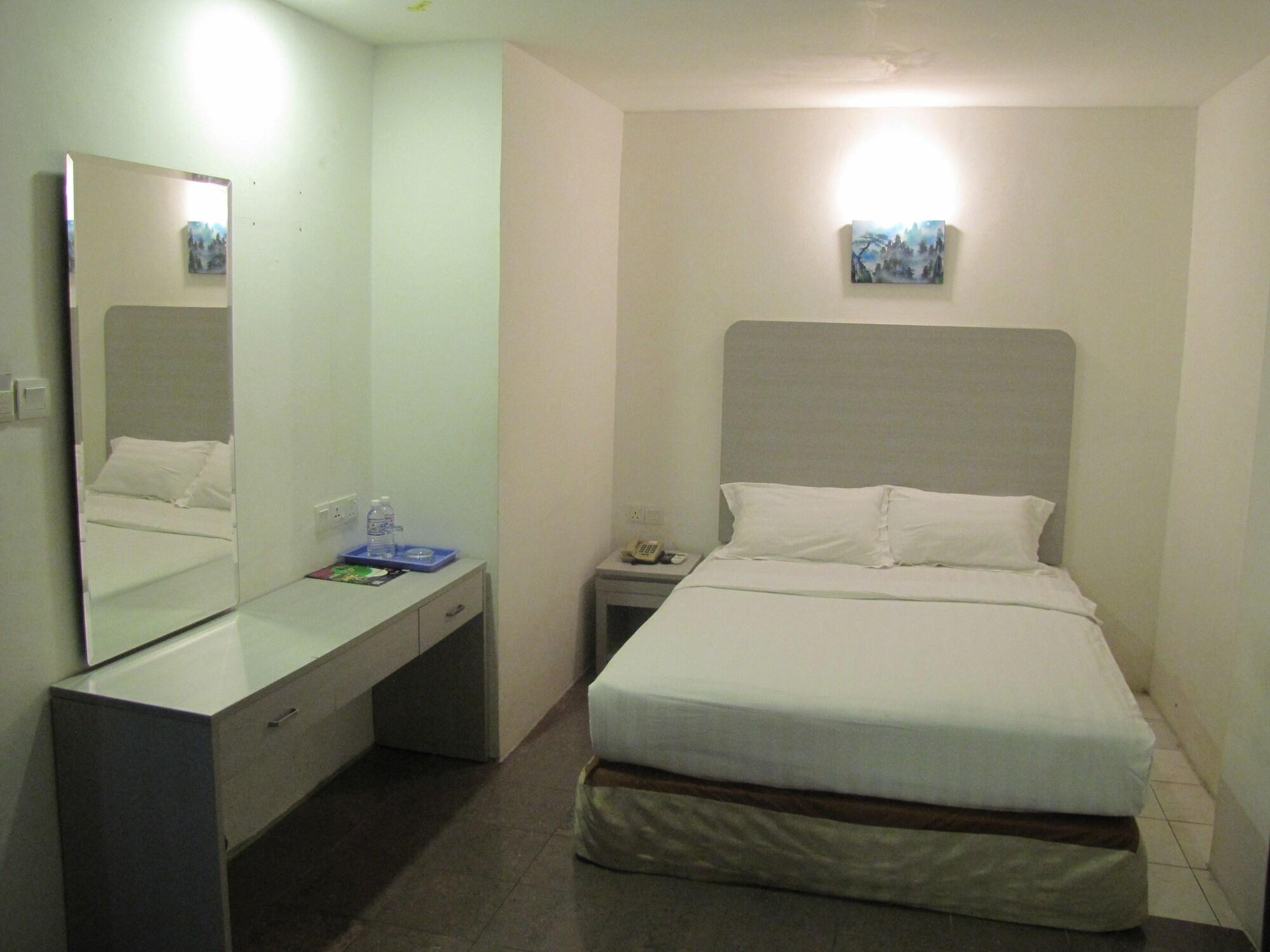 Park Hotel Kota Kinabalu Exteriör bild