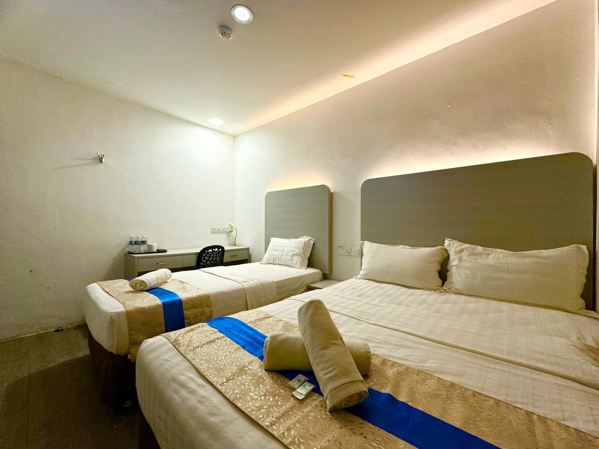 Park Hotel Kota Kinabalu Exteriör bild